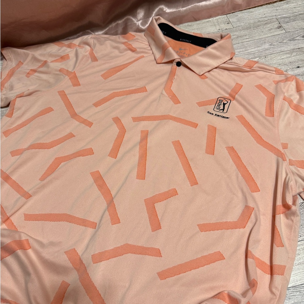 Nike Dri-FIT golf polo shirt with a TPC San Antonio logo sz XL